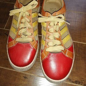 L'Artiste Porsha lace up shoe size 41